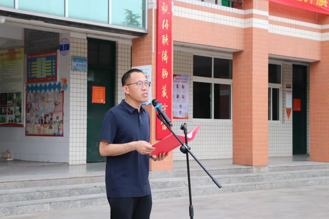 合理膳食，健康你我——淮阳第一中学举行主题升旗仪式