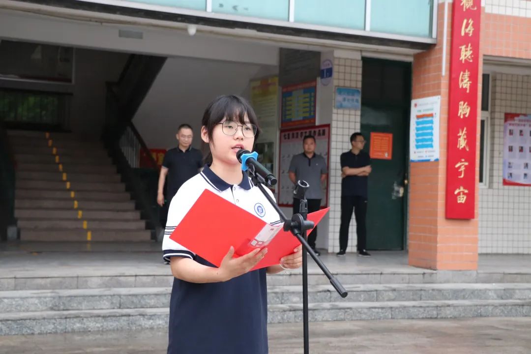 大任始承·挺膺担当 | 淮阳一高举行2025届高三学子征战高考启动仪式